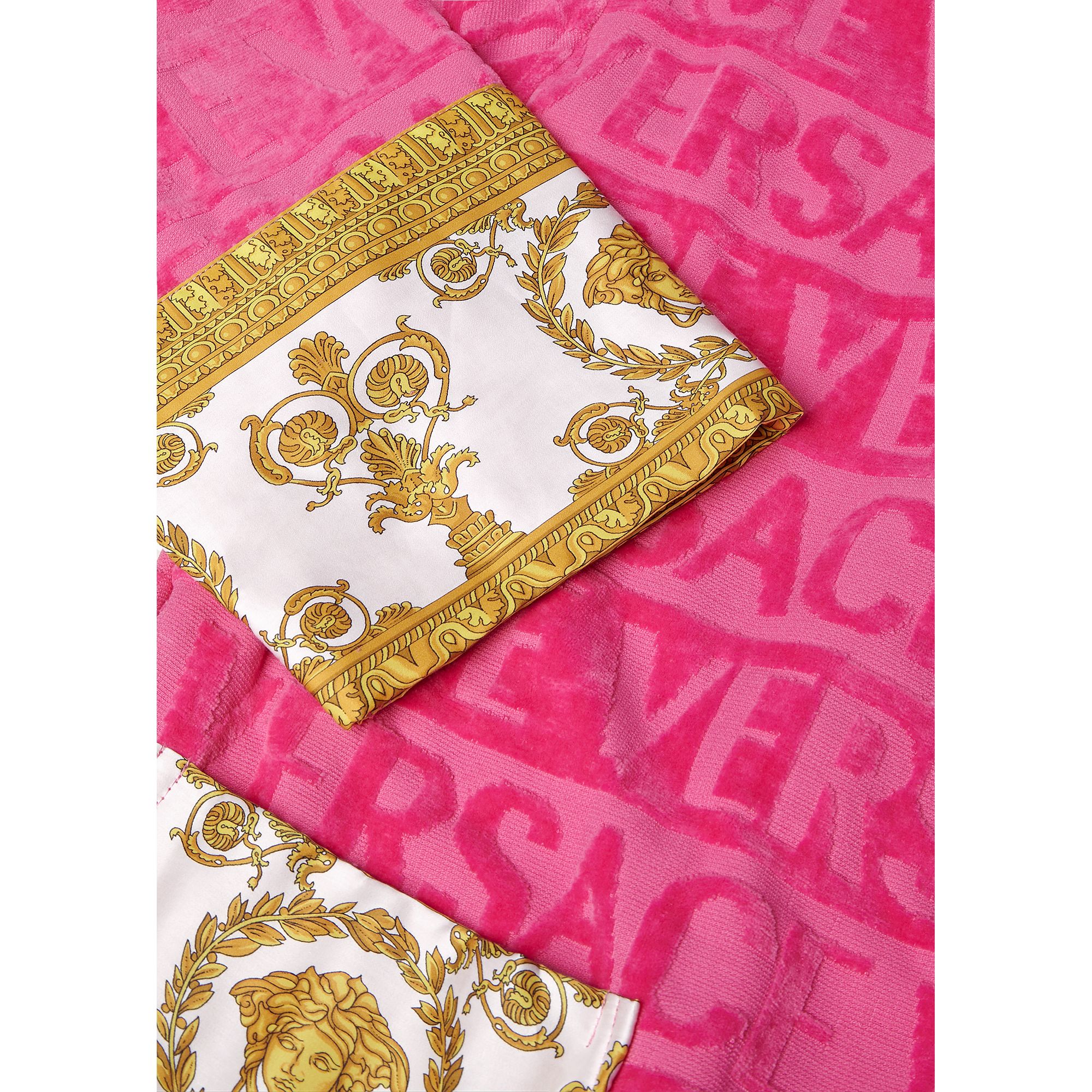 I Heart Baroque Bath Robe, image 3 of 34