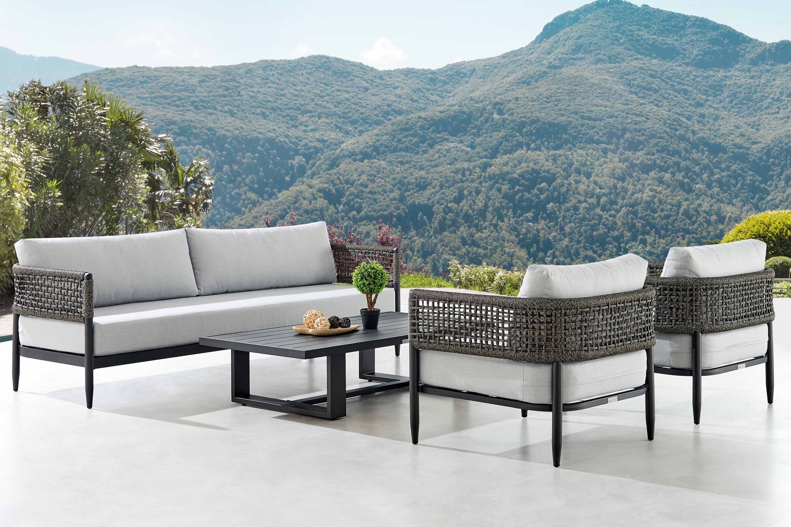 Alegria Outdoor 4PC Conversation Set